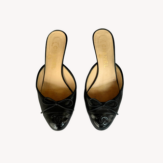 Chanel: Vintage Black CC Kitten Heel Mules (36.5)